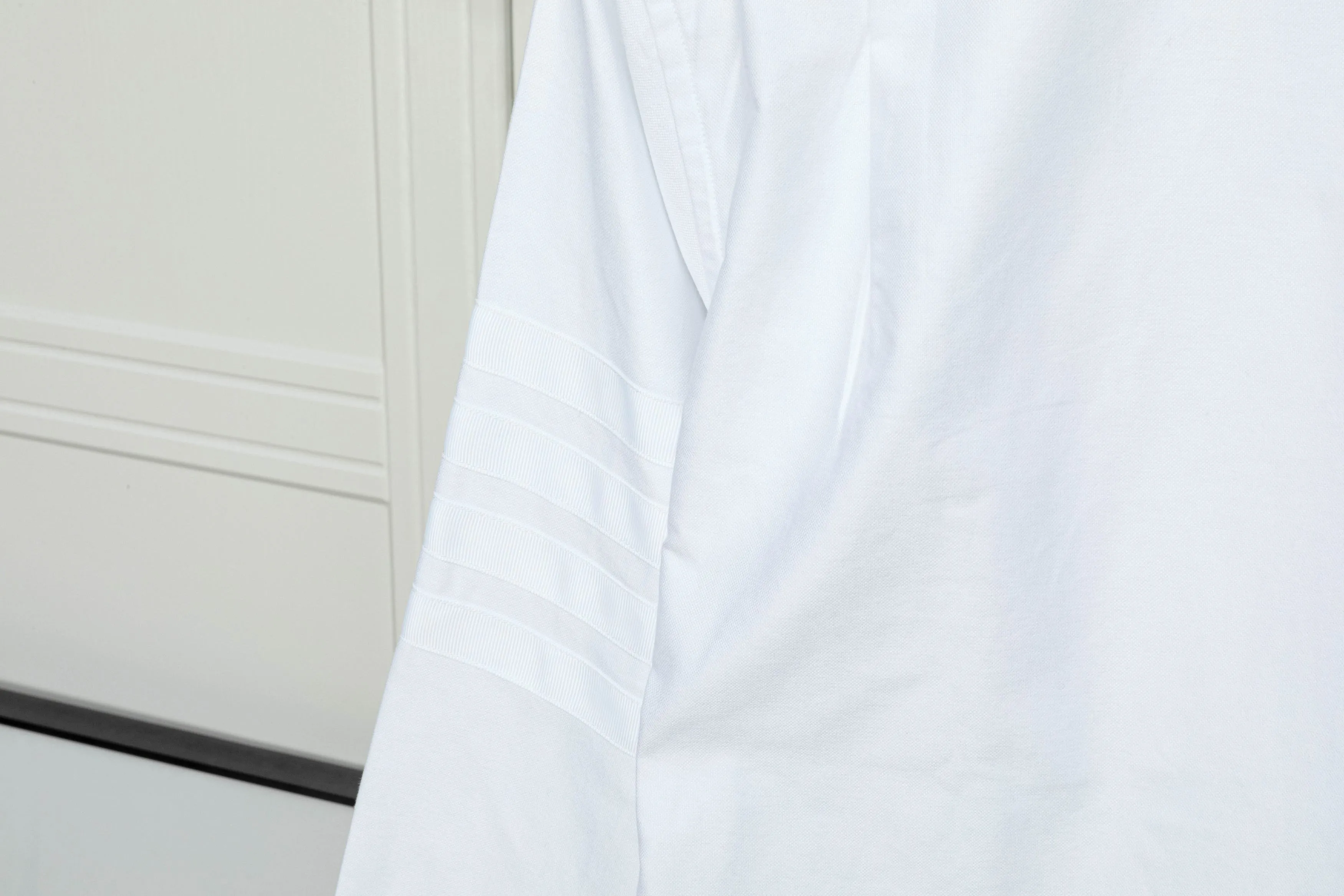 𝗧𝗵𝗼𝗺 𝗕𝗿𝗼𝘄𝗻𝗲 White 😌 Classic ～TB ， ， ！ ， 🕺 ！ ！ ， ， ， New Arrival， ～ ：White Light Blue Sizes：01234